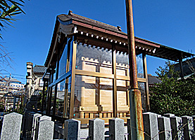 木田蛭児宮社殿左背面
