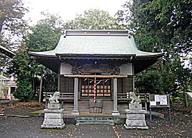 愛甲熊野神社拝殿正面