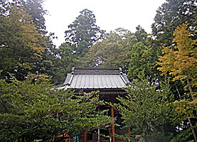 名倉石楯尾神社拝殿遠景