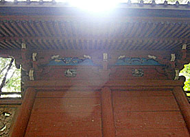 三崎海南神社本殿背面