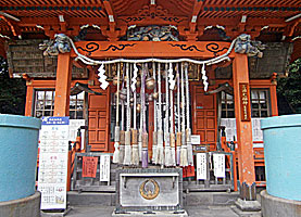 三崎海南神社拝所