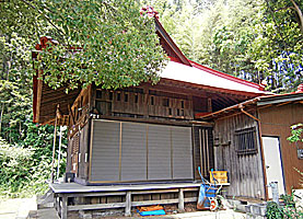 小山町日枝神社拝殿左側面
