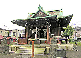 横浜熊野神社拝殿左より