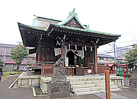 横浜熊野神社拝殿右より