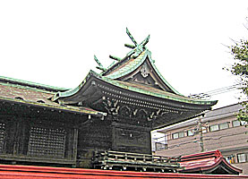 横浜熊野神社本殿左より