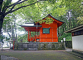 箱根九頭龍神社（本宮）社殿遠景左側面