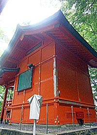 箱根九頭龍神社（本宮）社殿左背面