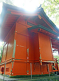 箱根九頭龍神社（本宮）社殿右背面