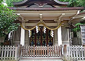 蒔田杉山神社拝所