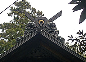 上大井三嶋神社拝殿千木