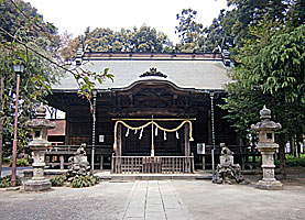 上大井三嶋神社拝殿正面