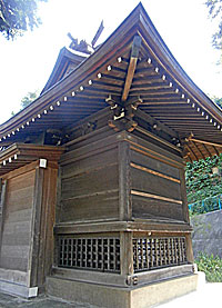 永田春日神社本殿左背面