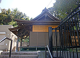 永田春日神社拝殿左側面