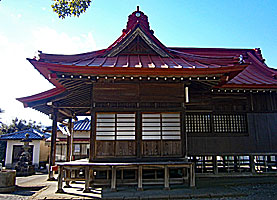 西富岡八幡神社拝殿・幣殿左側面