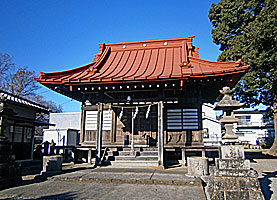 西富岡八幡神社拝殿左より