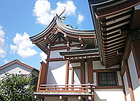 櫻森稲荷神社本殿右側面