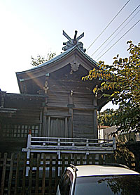 汐入子之神社本殿左側面
