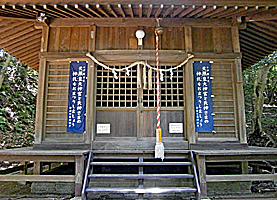 須軽谷八幡神社拝所