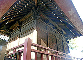 高津諏訪神社本殿左背面