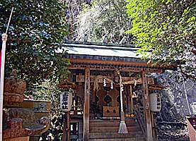 玉簾神社社殿近景