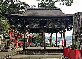 松ヶ崎新宮神社拝殿右側面