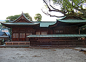 肥前本庄神社社殿全景左側面
