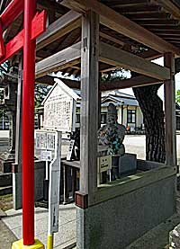 佐賀子育て恵比須社神像近景左より