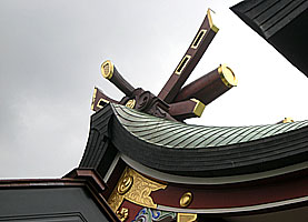 青山熊野神社本殿千木