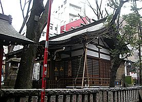 恵比寿神社社殿左より