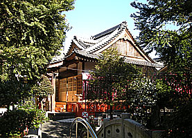 江島杉山神社拝殿