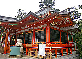 東伏見稲荷神社社殿全景
