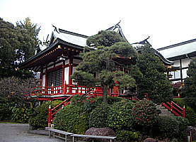 東大島神社社殿