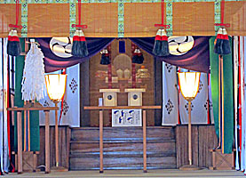 本郷氷川神社拝殿内部