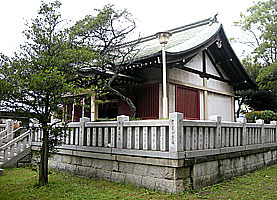 堀船白山神社拝殿近景