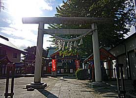 下千葉氷川神社（堀切氷川神社）鳥居