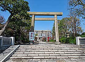 石濱神社参道入口