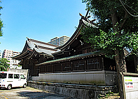 磐井神社社殿全景左後方より