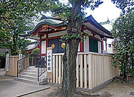 蒲田北野神社拝殿左より
