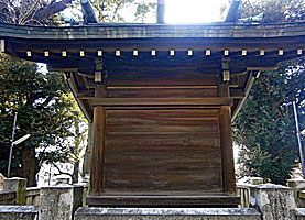 上田端八幡神社本殿背面
