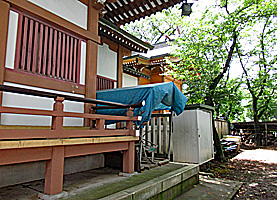 高ヶ坂熊野神社本殿左より