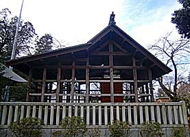 熊川神社本殿覆殿左側面