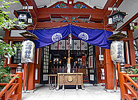 三崎稲荷神社拝所