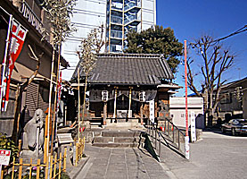 元宿神社拝殿遠景