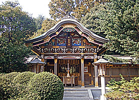 武蔵野稲荷神社拝殿正面
