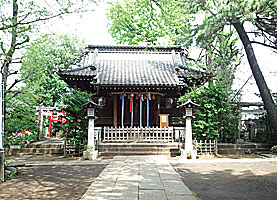 長崎神社拝殿遠景