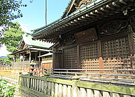 長島香取神社拝殿側面