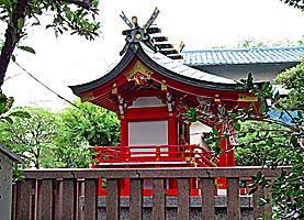 七渡神社社殿右側面
