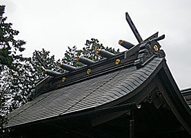 奈良橋八幡神社本殿千木・鰹木