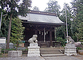 奈良橋八幡神社拝殿右より