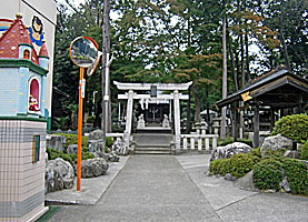 奈良橋八幡神社参道